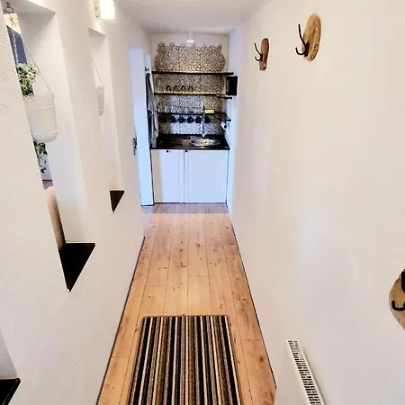 Ruheoase Am Waldrand - Auf 90Qm Sind Nicht Nur Die Eltern Und Bis Zu 5 Kinder Willkommen, Auch Hunde Und Katzen Sind Willkommen Laichingen Exterior foto